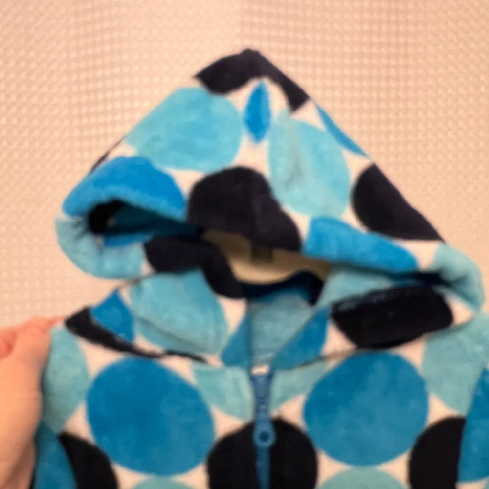 Hanna Andersson Plush Blue and Black Polka Dot fleece jacket - Picture 12 of 15